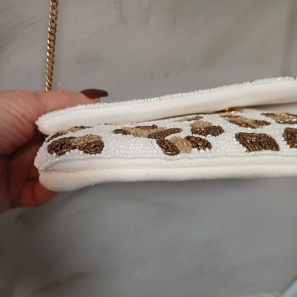 Vintage Beaded Leopard Clutch - Picture 5 of 10